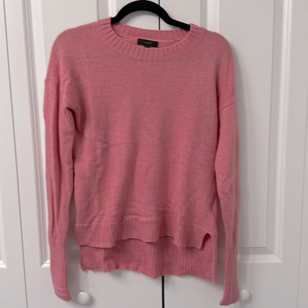 Crew neck hi-low sweater